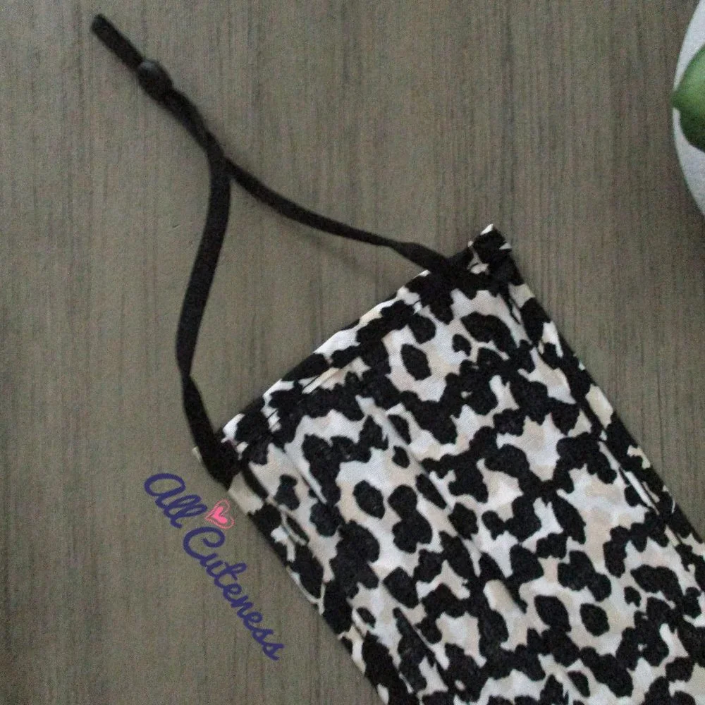 Cloth Face Mask (NWOT)